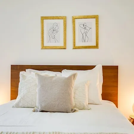 Apartment Beautiful 2bed2bath W Patio In The Heart Of *
